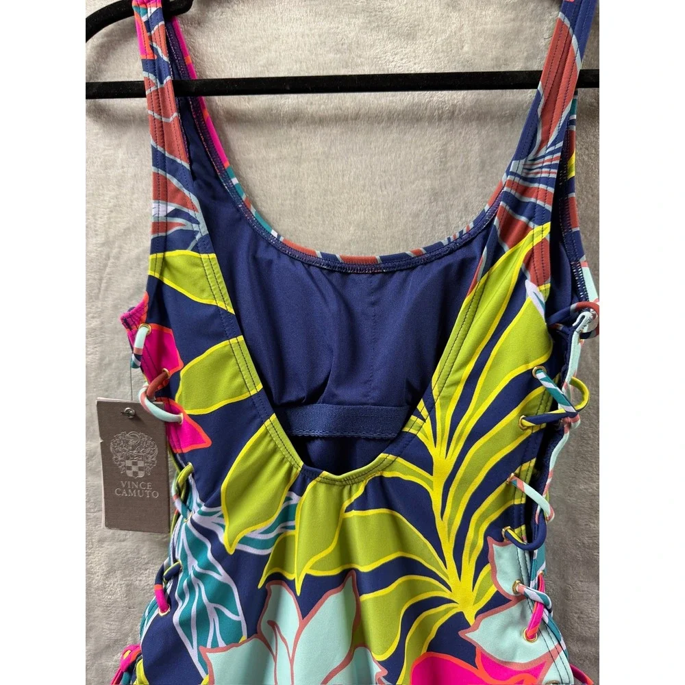 Vince Camuto Womens Tropical Floral Lace Up Side One Piece Swimsuit Sz 4 $166